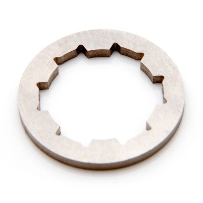 (26) TR6-157054 Splined washer between circlip & gear